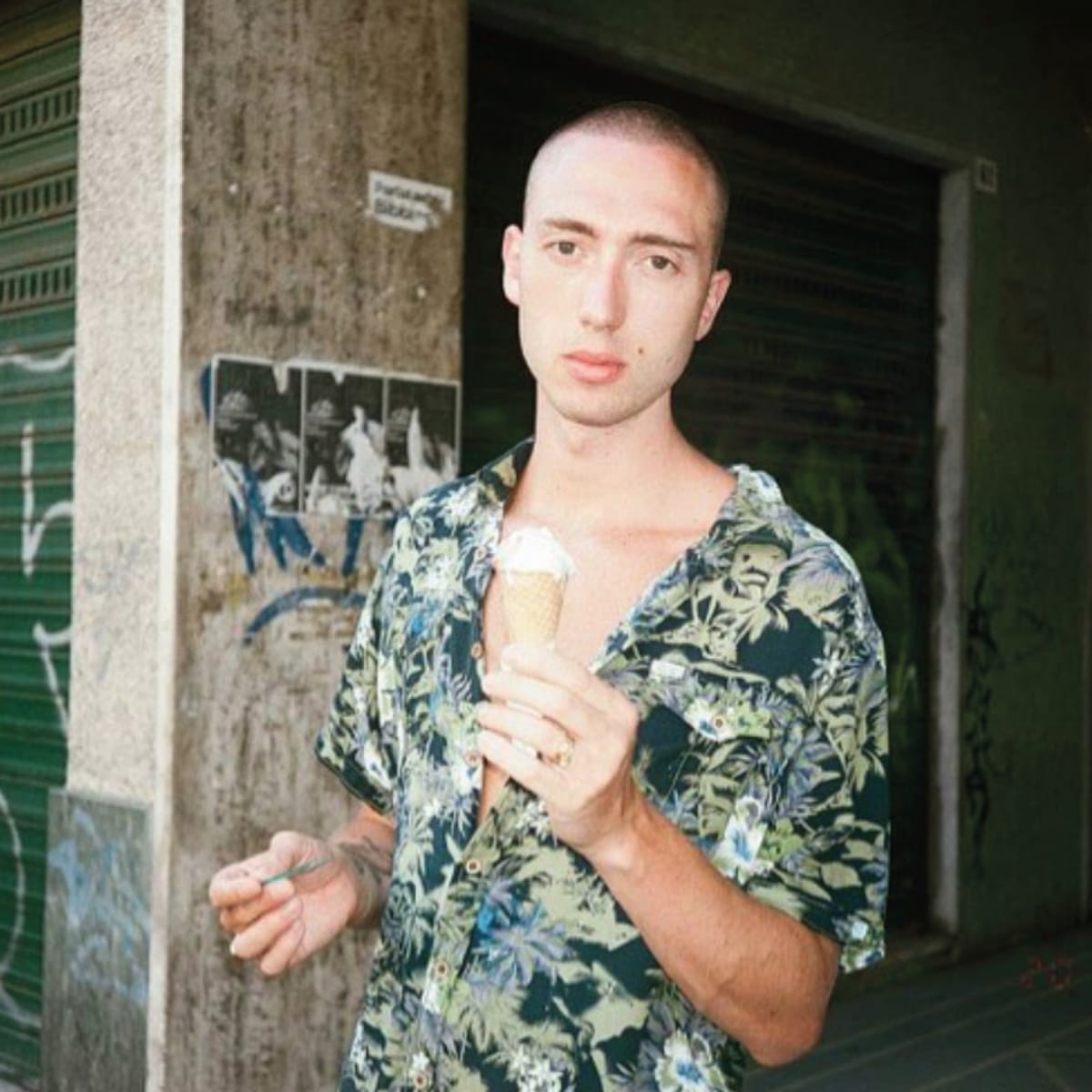 L’écrivain qui fume la mer : Simon Johannin à Marseille